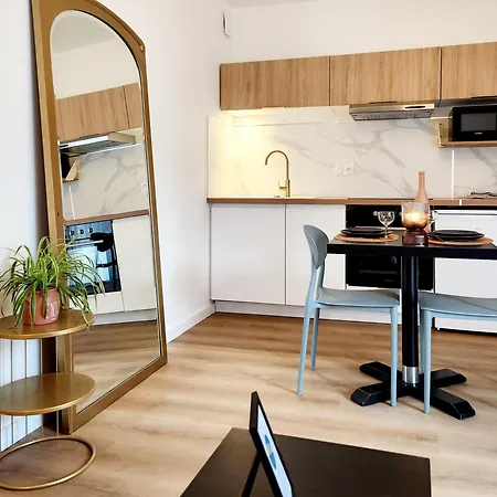 Le 56, Calme, Entre Et - Sejouraixlesbains Апартаменты