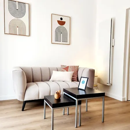 Le 56, Calme, Entre Et - Sejouraixlesbains Апартаменты